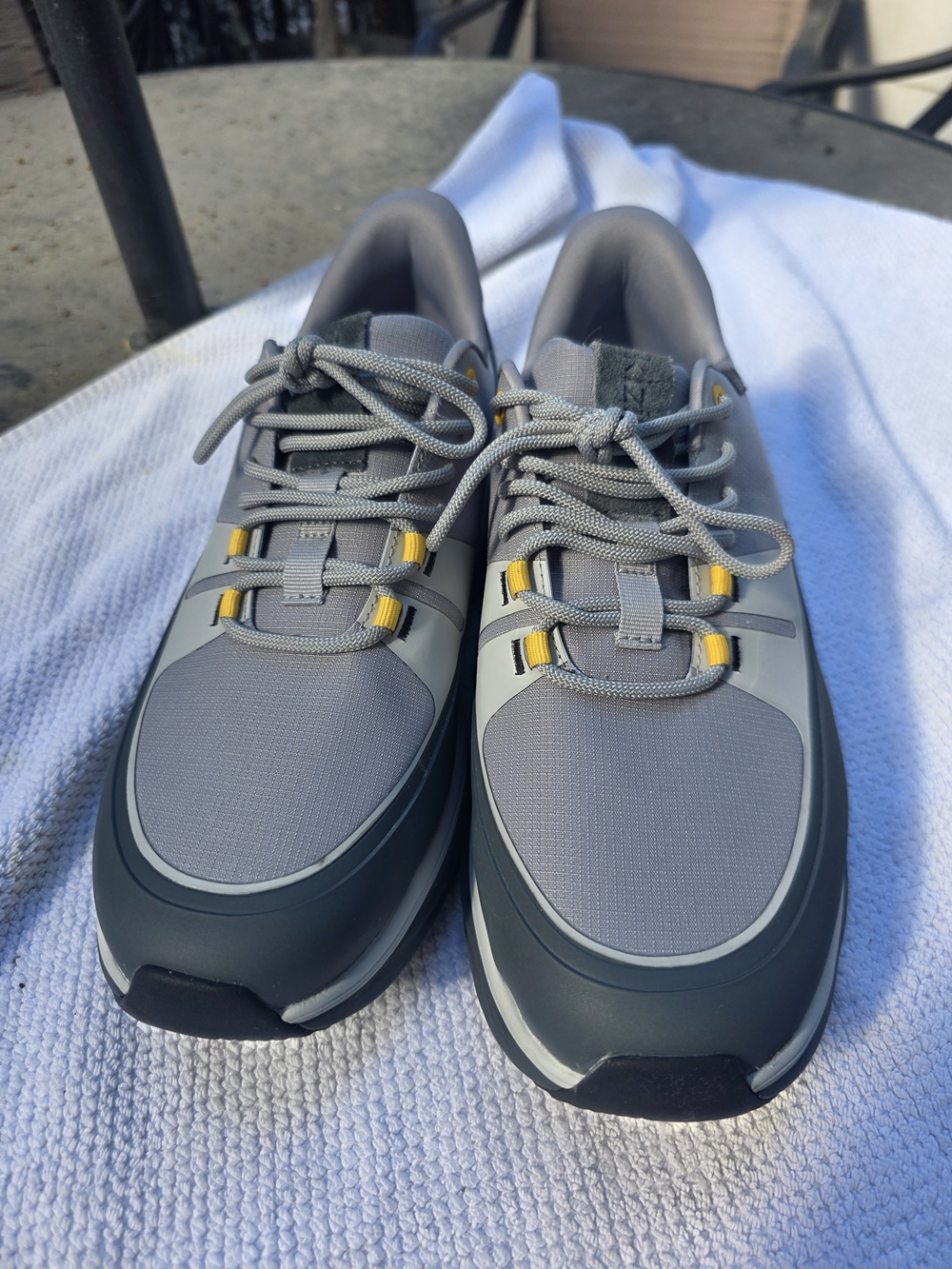 Men's Grey Athletic Sneakers with Subtle Yellow Accents